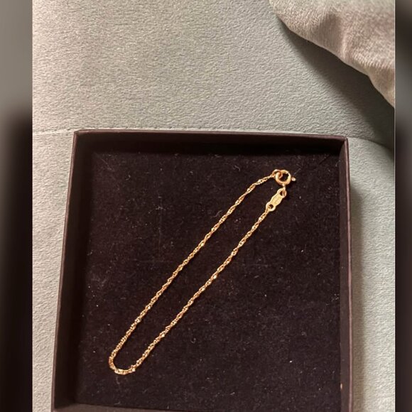 Catbird Sweet Nothing bracelet - Picture 3 of 4